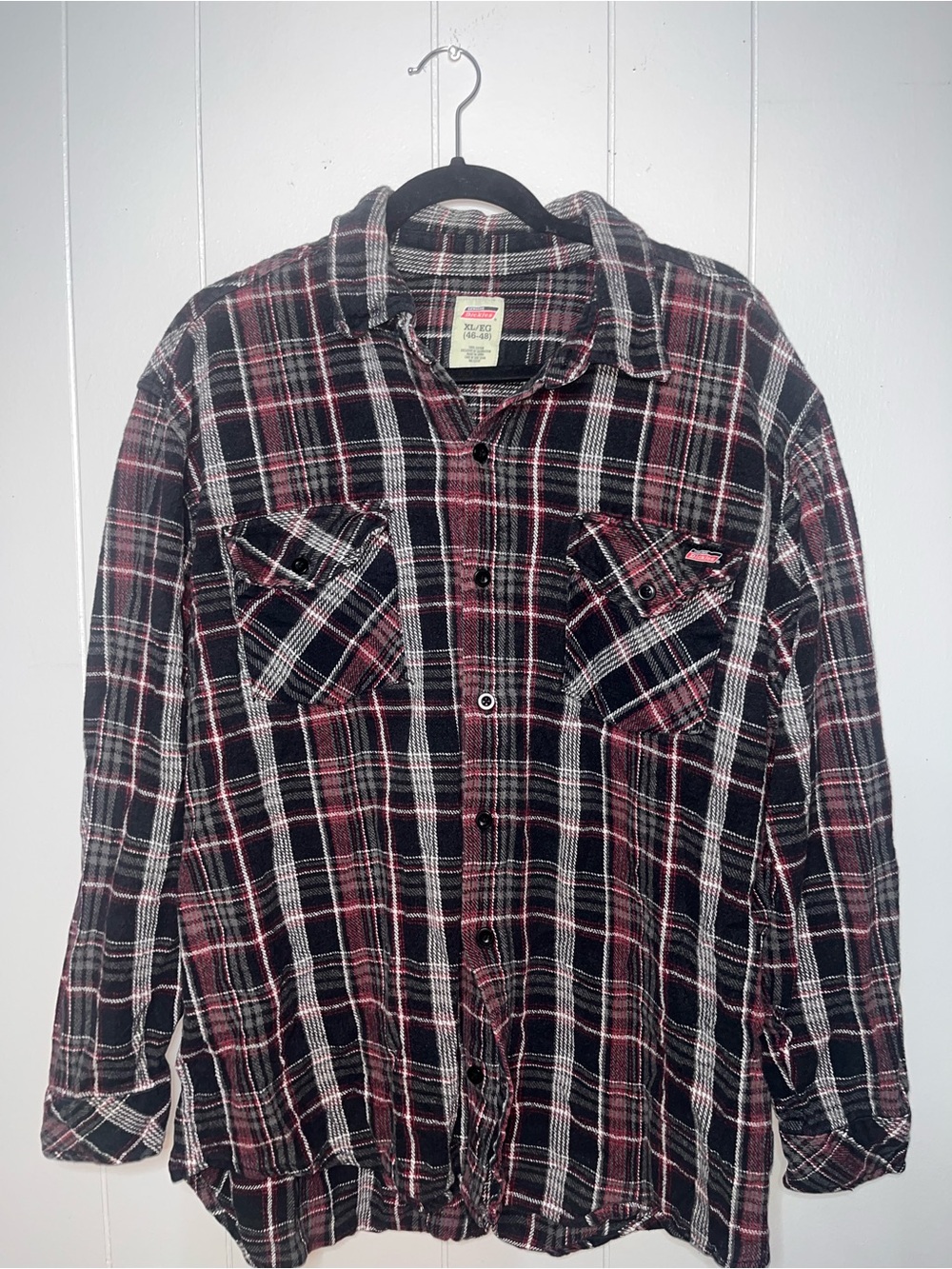 Dickies Men's Black & Red Plaid Button-Down Shirt